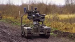 L’armée ukrainienne a officiellement approuvé l’usage d’un robot terrestre équipé de lance-grenades clés, le Droid NW 40