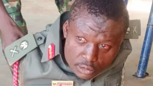 Nigeria : un imposteur arrêté pour s'être fait passer pour un général de l'armée à Kaduna