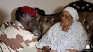 Guinée : Doumbouya rend hommage à l'ex-Première dame Hadja Andrée Touré après son décès
