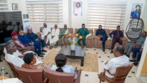 Bénin : Djogbénou et les députés aux côtés d’Alladatin après le décès de son père