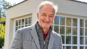 Jacques Attali évoque une possible victoire d’Eisenkot en Israël et fait une prédiction pour les USA et la France