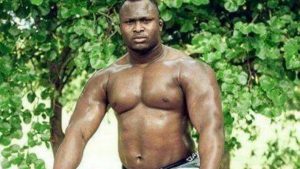 Lutte avec frappe (Sénégal) : Modou Lo met fin au règne de Eumeu Sène
