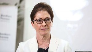 Procédure de Destitution : une ambassadrice défie Trump