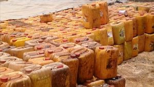 Frontière Nigéria - Bénin : plus de 33000 bidons d’essence frelatée saisis par la police nigériane