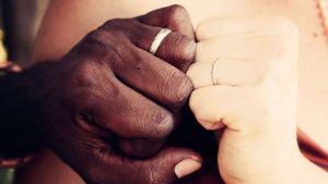 Mariage mixte au Maghreb : des activistes racistes sortent du silence