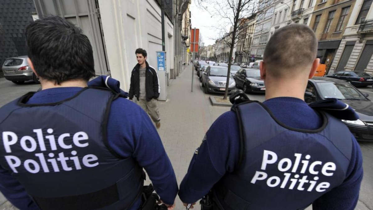 Des policiers belges